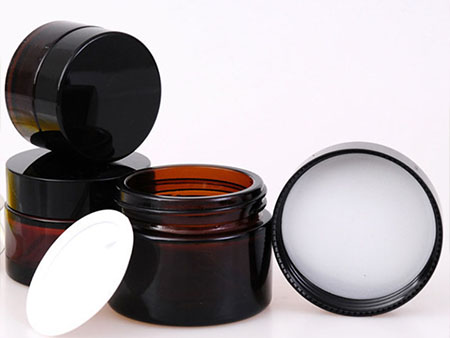 Pot à cosmétiques